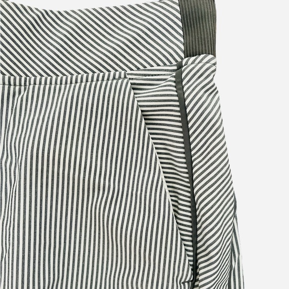 Athleta White and Gray Striped Brooklyn Ankle Pants Size 0 - Picture 3 of 8